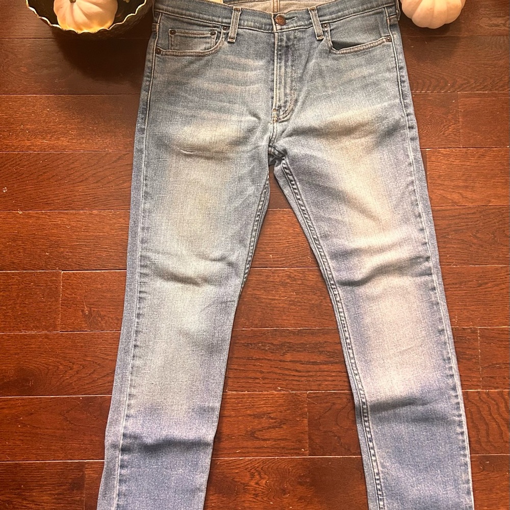 Hollister Men's Faded Blue Slim Jeans